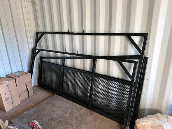 Stall Divider