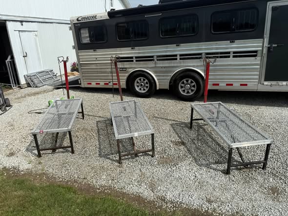 Sullivan hybrid Lamb Stand 