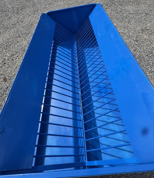Bale & Grain Feeder