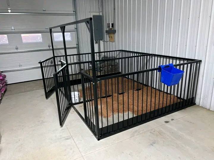 Custom livestock pens