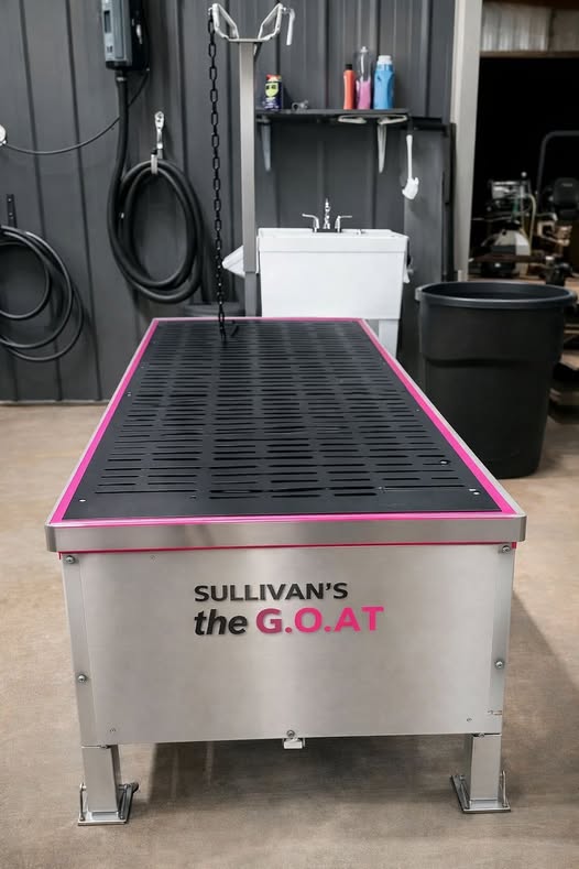 Sullivan trim stand