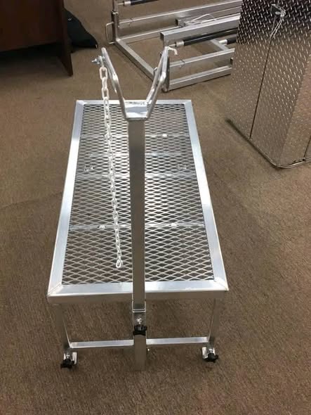 Trimming Stand