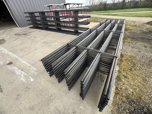 6 bar continuous fence