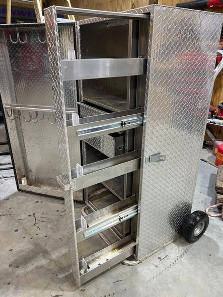 Aluminum Livestock Show Box