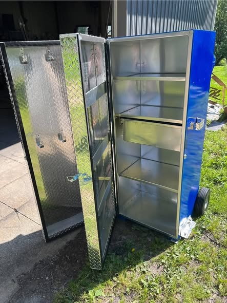 Powder-Coated Show Box